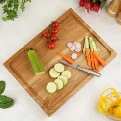 Servier- Und Schneidebrett Alina Aus Massivholz Eiche Von Holz4home® -Dick-Shop b019556f 1ae9 4234 9a8e 4b313afe3b4f